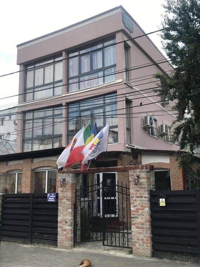 Sport Residence Bacau Ngoại thất bức ảnh