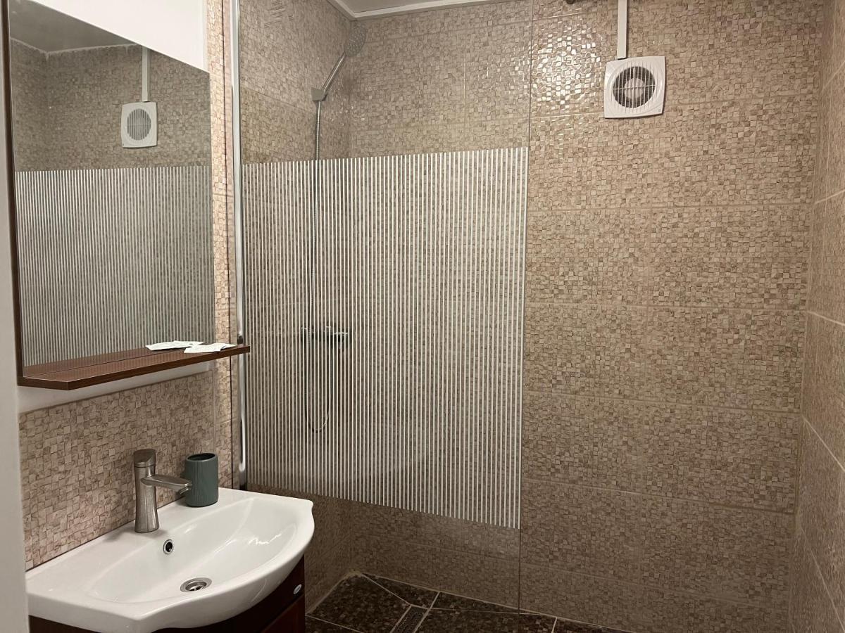Sport Residence Bacau Ngoại thất bức ảnh