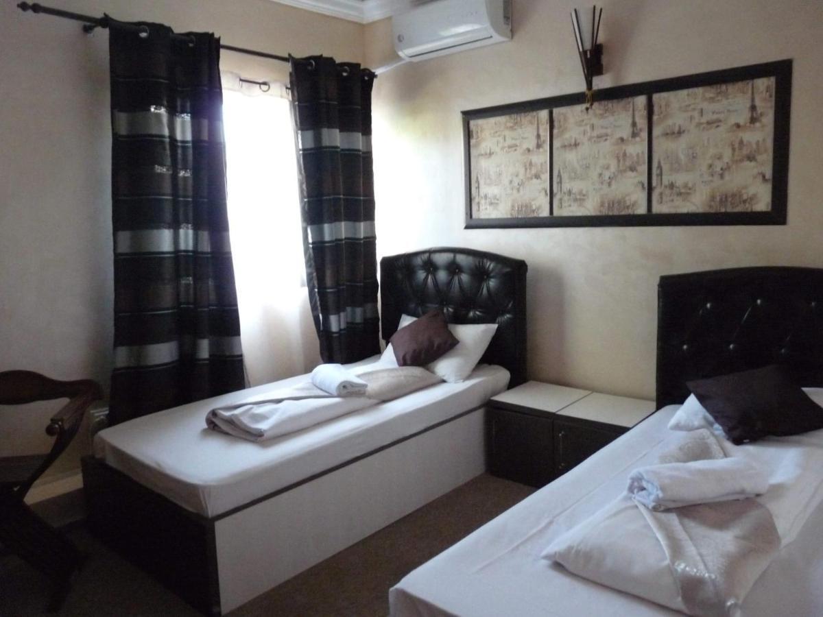 Sport Residence Bacau Ngoại thất bức ảnh
